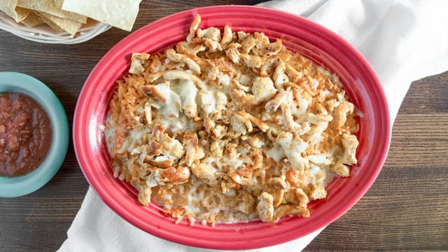 Kids’ Pollo Cheese Dip.